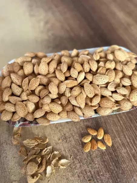 Kabuklu Çıtır Badem 1 kg.